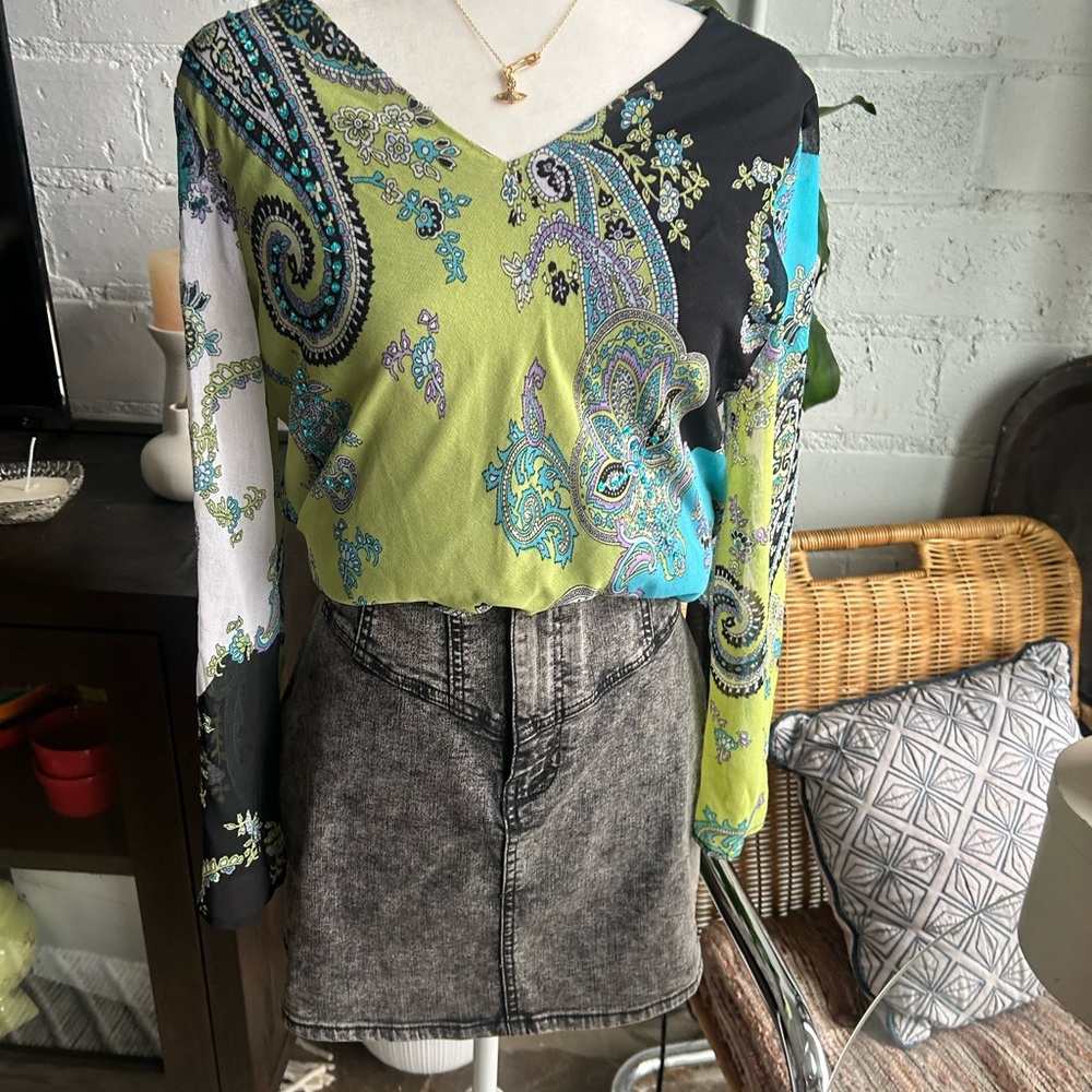 Boho Paisley Top - Picture 4 of 6